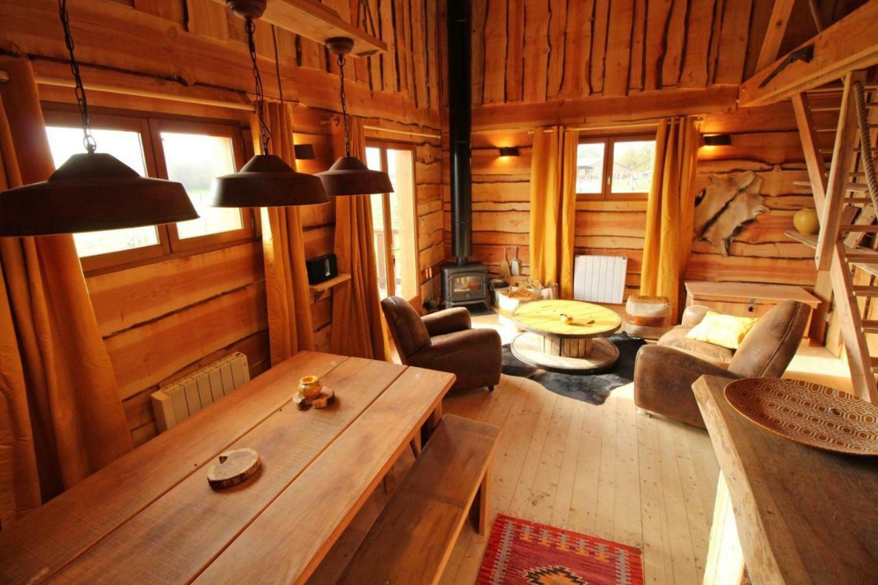 Open Range Villa Chateau-Chervix Bagian luar foto