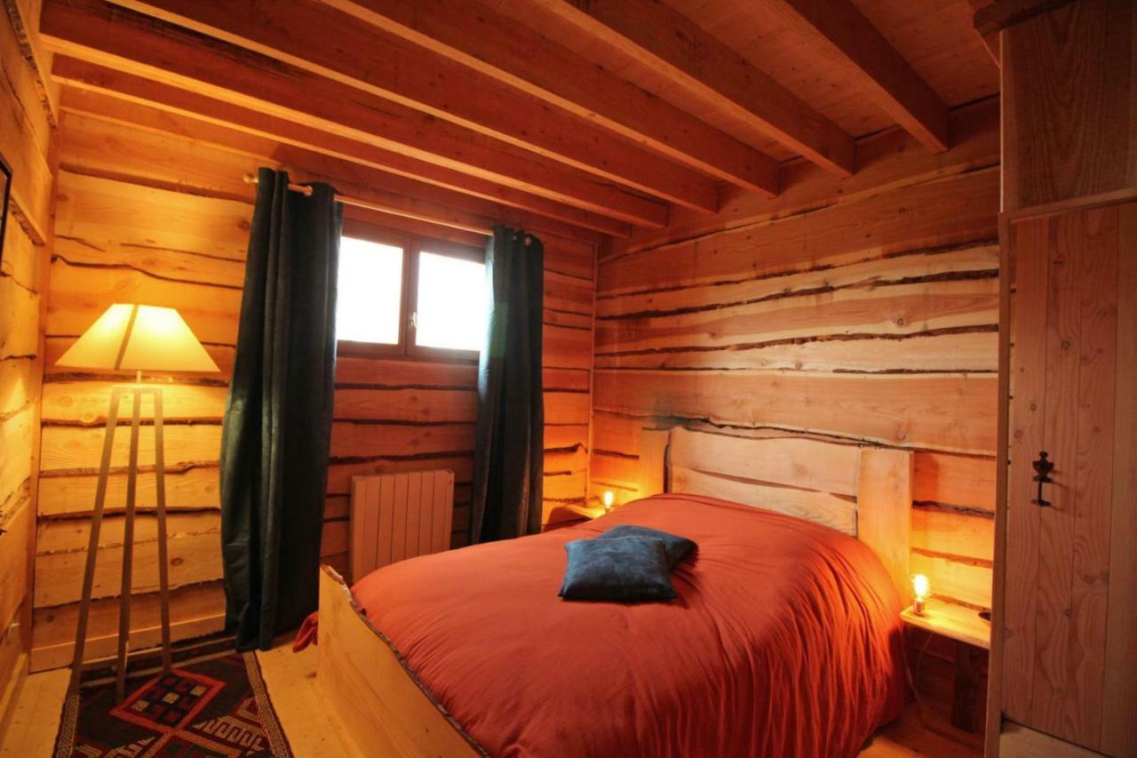 Open Range Villa Chateau-Chervix Bagian luar foto