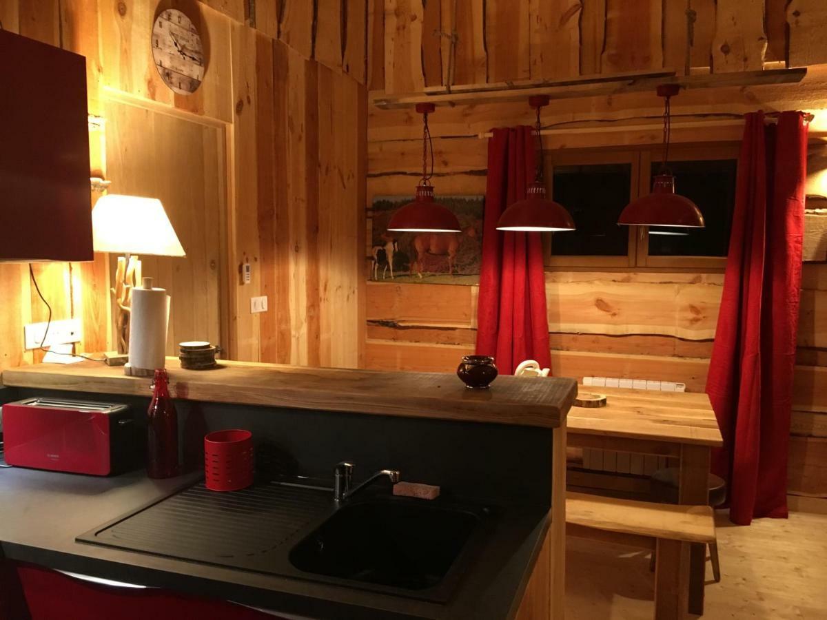 Open Range Villa Chateau-Chervix Bagian luar foto