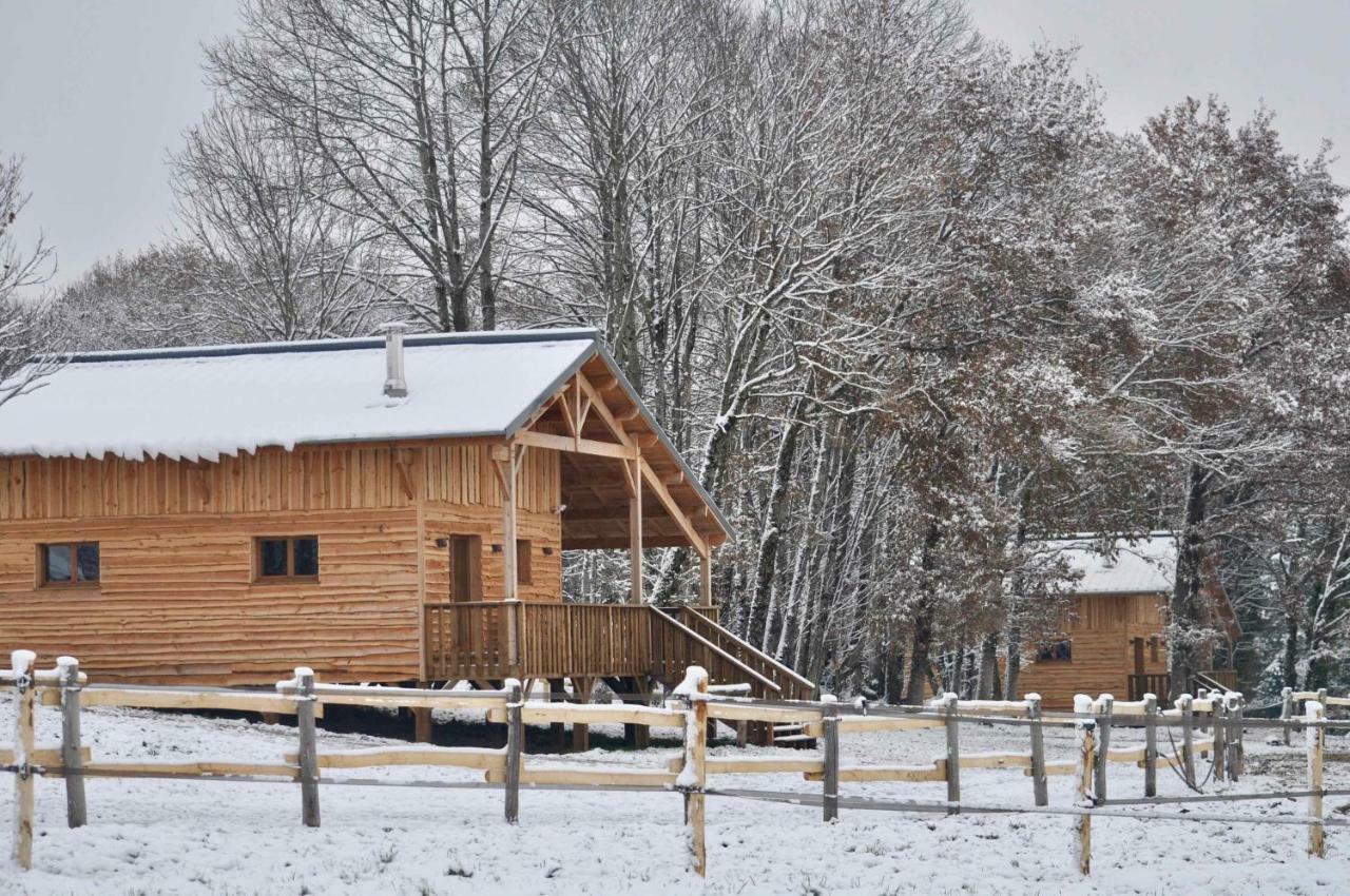 Open Range Villa Chateau-Chervix Bagian luar foto