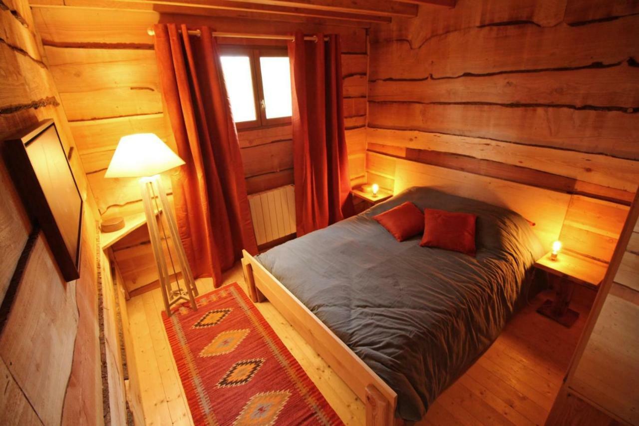 Open Range Villa Chateau-Chervix Bagian luar foto