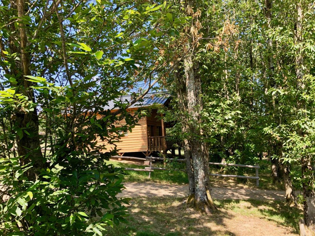 Open Range Villa Chateau-Chervix Bagian luar foto