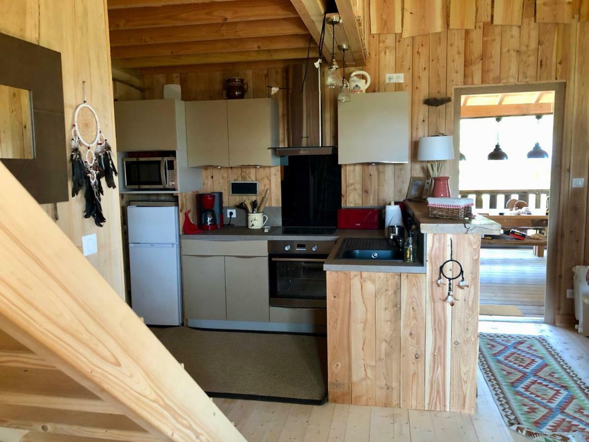 Open Range Villa Chateau-Chervix Bagian luar foto